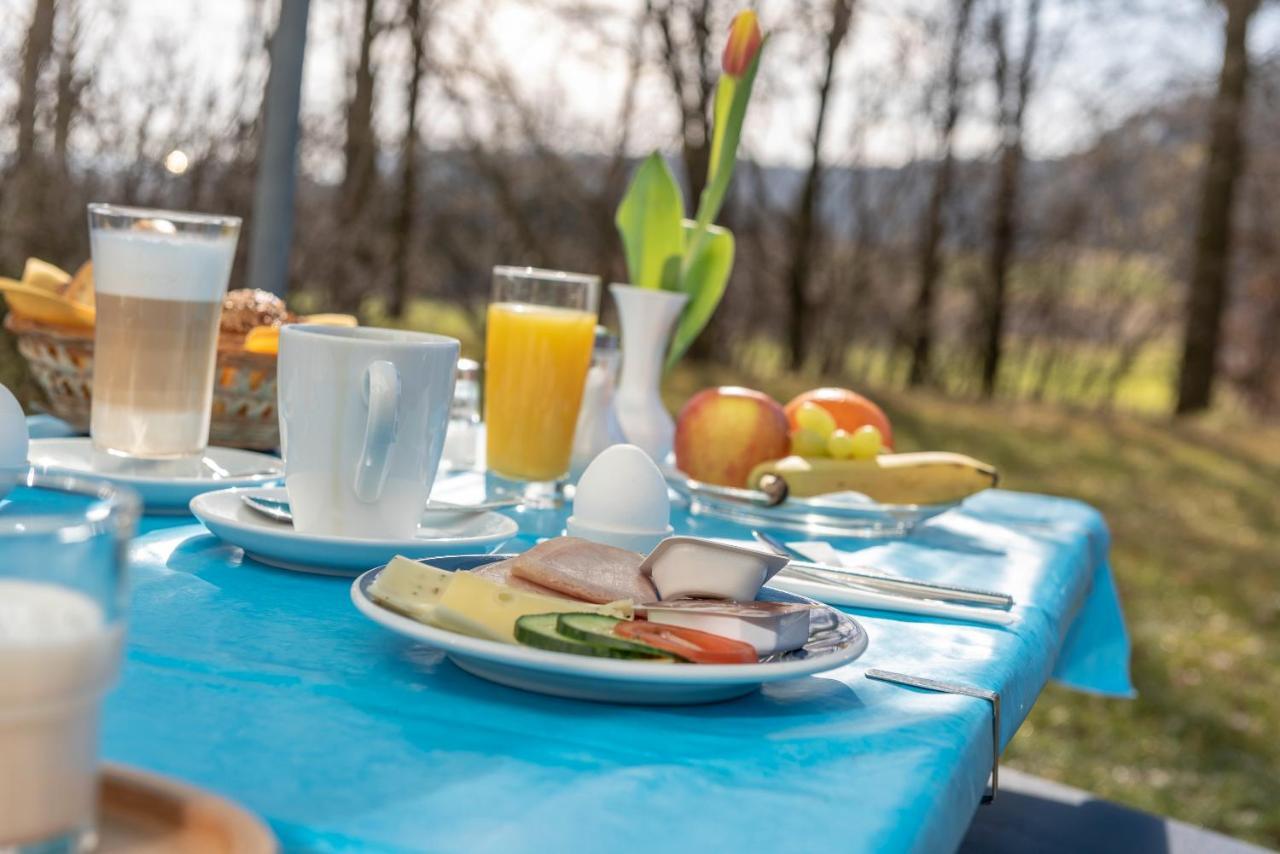 Hotel Am Wiesenweg L 24H Check-In Hausen  Luaran gambar